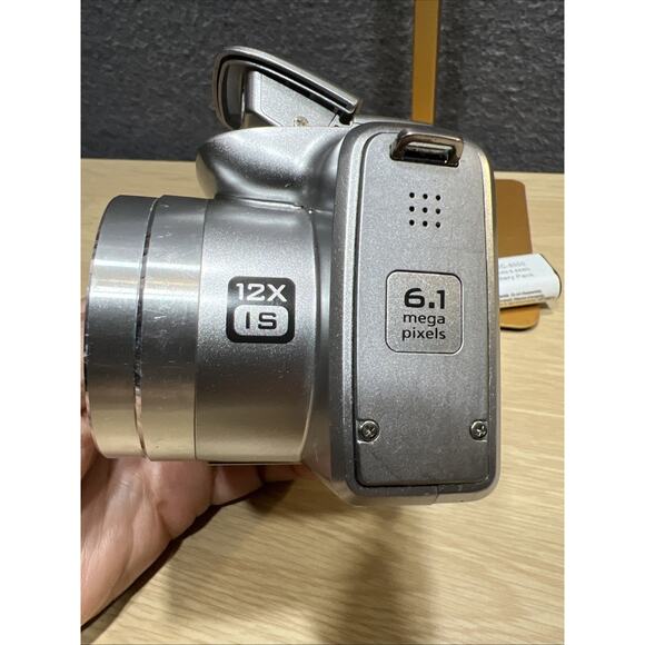 Kodak EasyShare Z612 6.1MP Digital Camera W Battery & SD Card TESTED WORKS - Picture 8 of 9